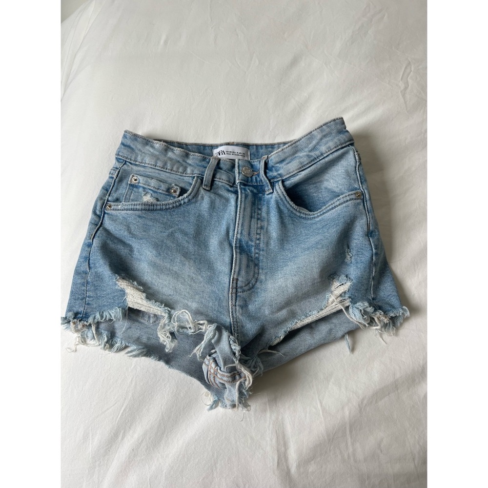 Zara 8197/111/406 High Rise Light Blue Denim Shorts - US 4